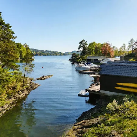 Luxurious At Troldhaugen Villa *