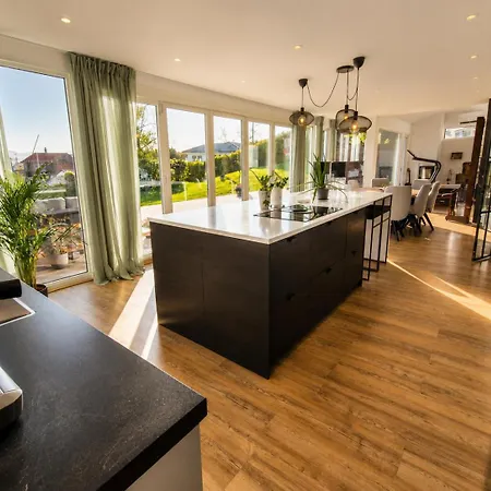 Luxurious At Troldhaugen Villa *