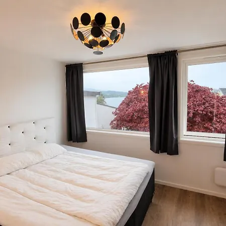 Luxurious At Troldhaugen *